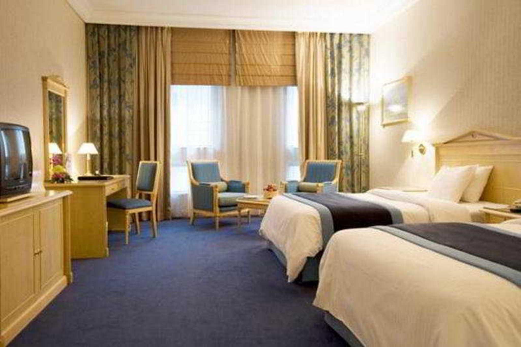 فندق دبيفي  فندق كابيتول المظهر الخارجي الصورة
